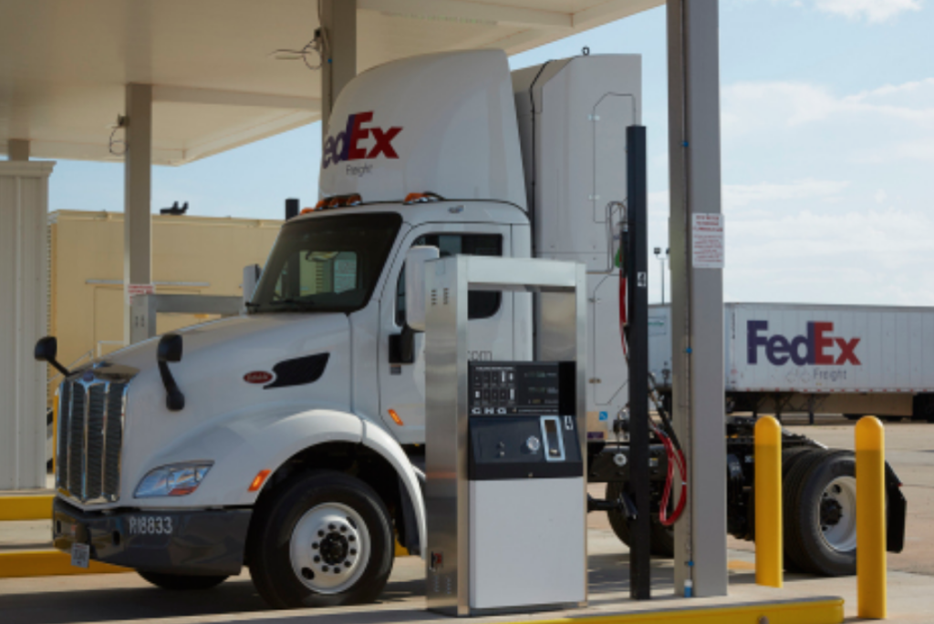 New CNG Fueling At Oklahoma City Service Center for FedEx Freight