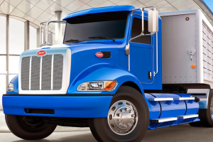 Peterbilt Debuts New Predictive Cruise Technology, Boosts Efficiency